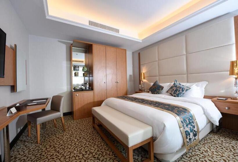 스위트 킹사이즈 침대, Verta Hotel Qouraish