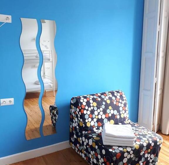 מיטה בחדר משותף, Leon Hostel
