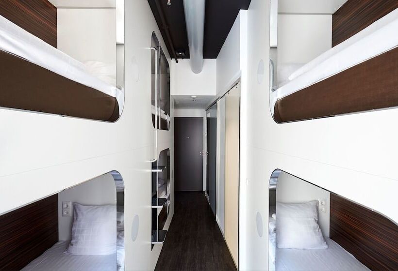 스탠다드 트리플 룸, Steel House Copenhagen
