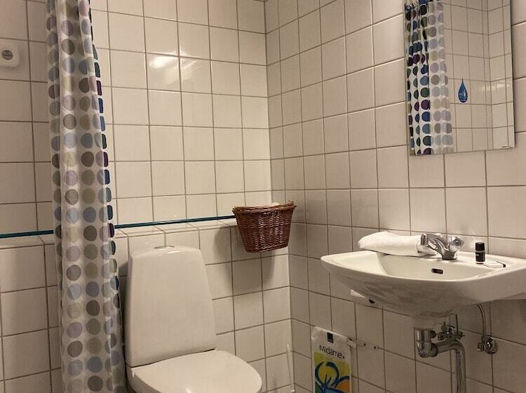 이코노미 트리플 룸, Danhostel Kalundborg