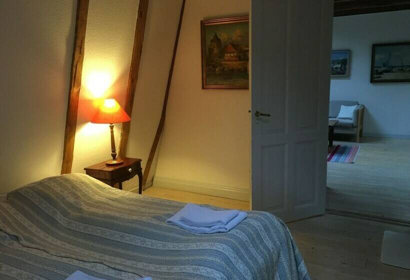 سوییت, Liselund Ny Slot
