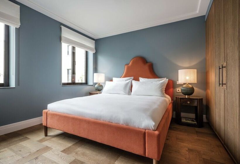 1 Bedroom Executive Apartment, The July   Twenty Eight
