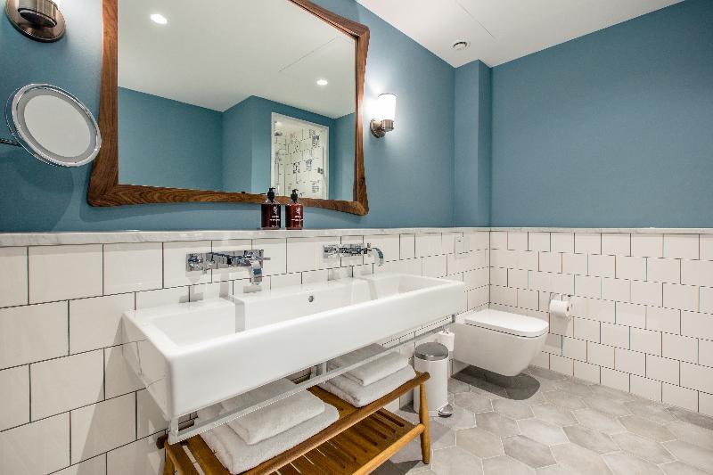 1 Bedroom Executive Apartment, The July   Twenty Eight