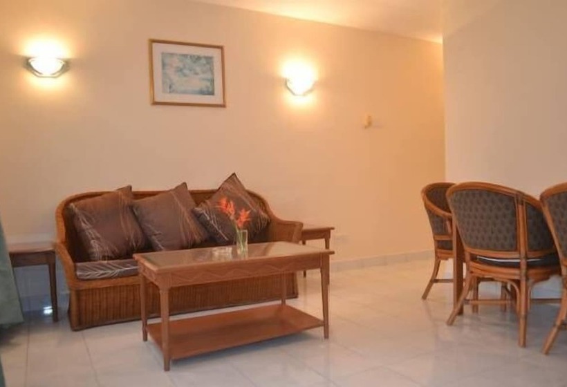 2 Bedroom Deluxe Apartment Side Sea View, Selesa Tioman Home Stay Apartment