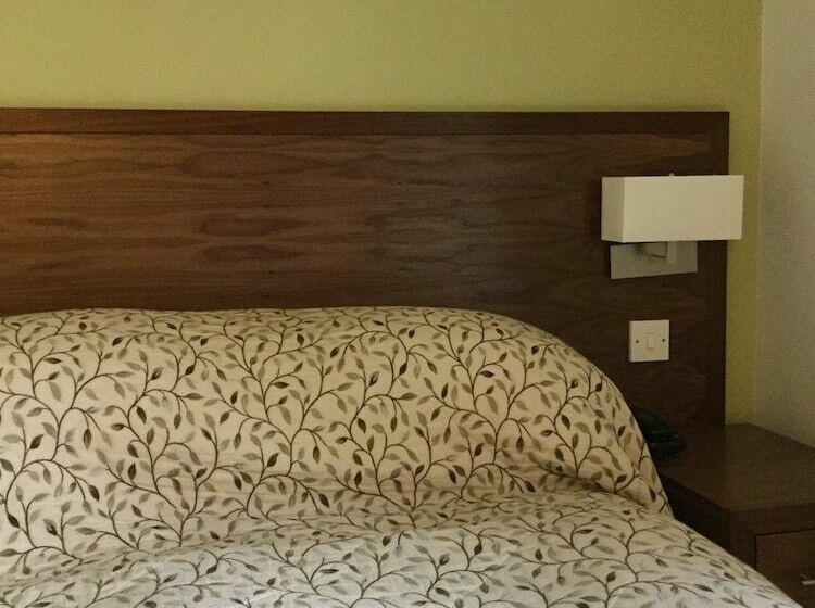 Номер Стандарт, Castle Of Comfort Hotel & Restaurant