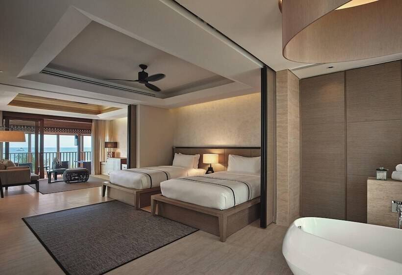 Люкс с Террасой, The Ritz Carlton Koh Samui