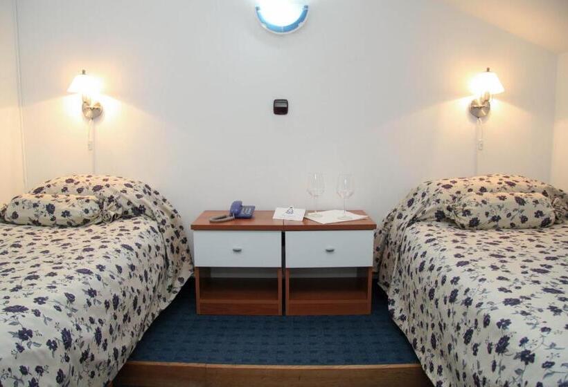 Comfort room with balcony, Villa Neretva   Metković