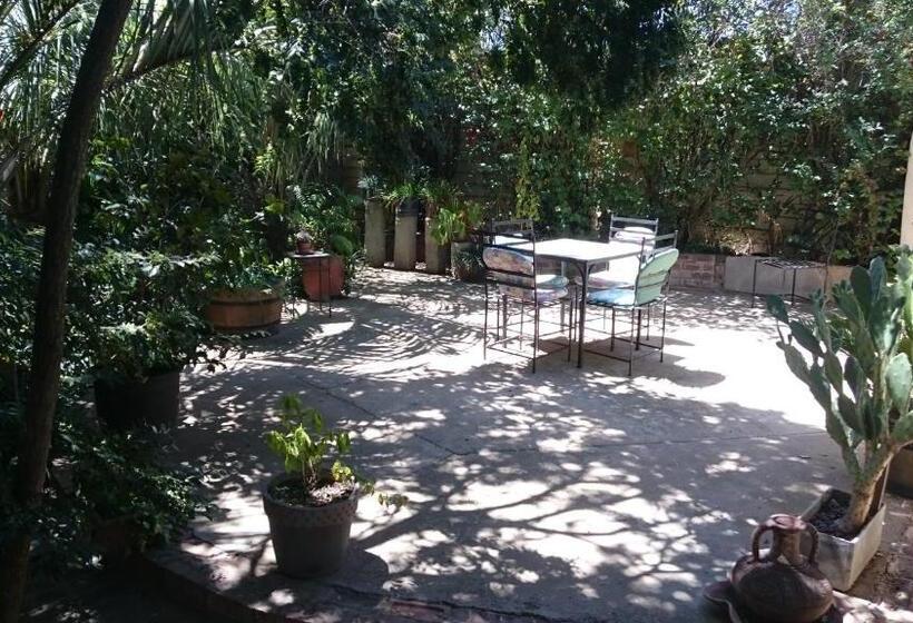 Номер Deluxe, Ladybrand Guest House