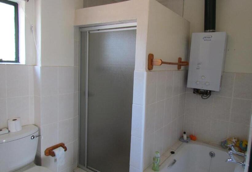 Четырехместный Номер Стандарт, Pumula Guest Farm