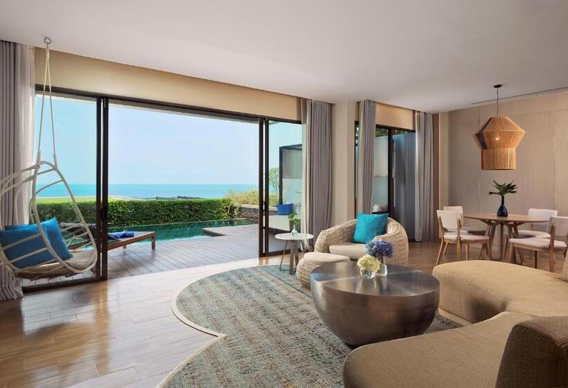 Вилла с 1 спальней и бассейном, Renaissance Pattaya Resort & Spa