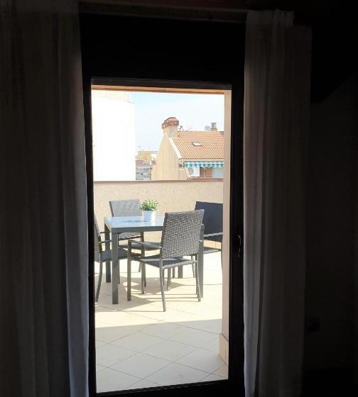复式房间, Apartamentos Real Lleida
