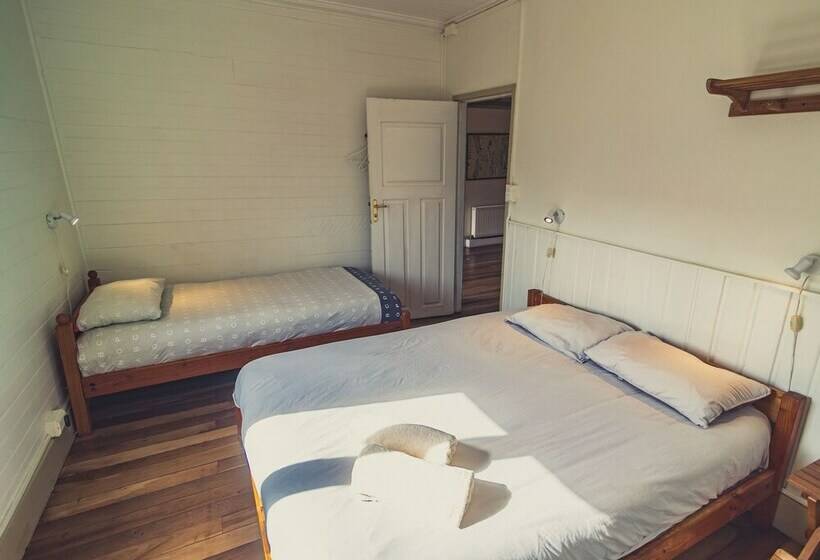 اتاق استاندارد سه نفره, Hostal Compass Del Sur