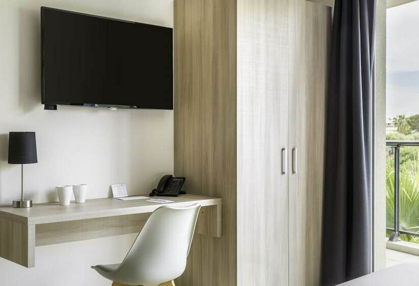 발코니 수피리어 룸, Best Western Plus  Antibes Riviera