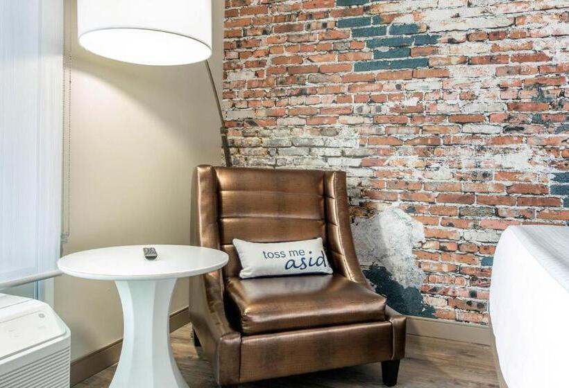 Номер Стандартный с Видом, Cambria Hotel Downtown Asheville