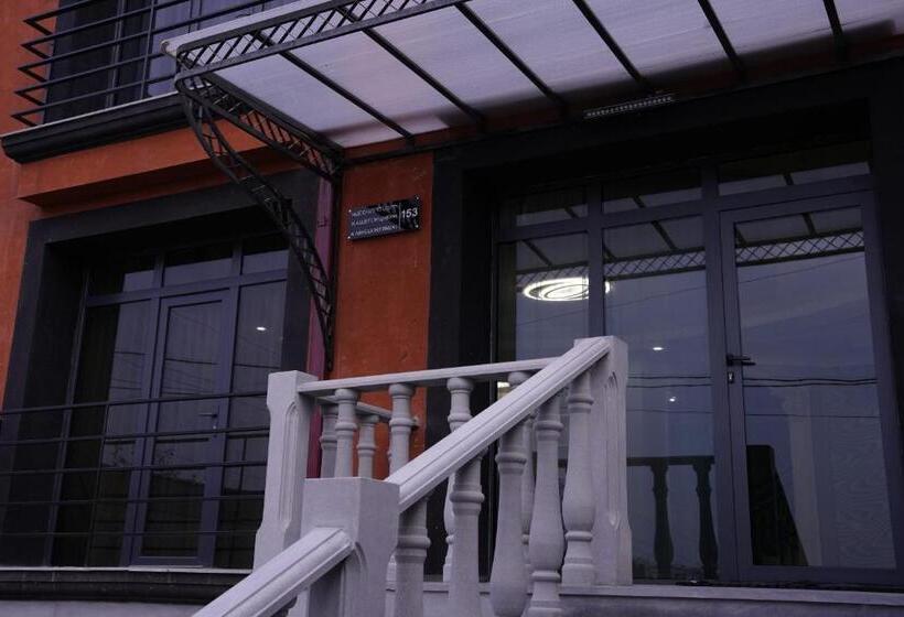 اتاق کلاسیک سه تخته, Mini Hotel Ocean