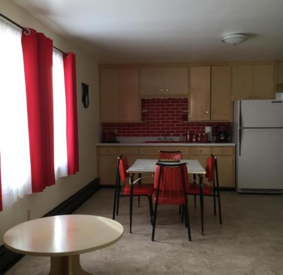침실 1개 발코니 아파트, Cedars Motel