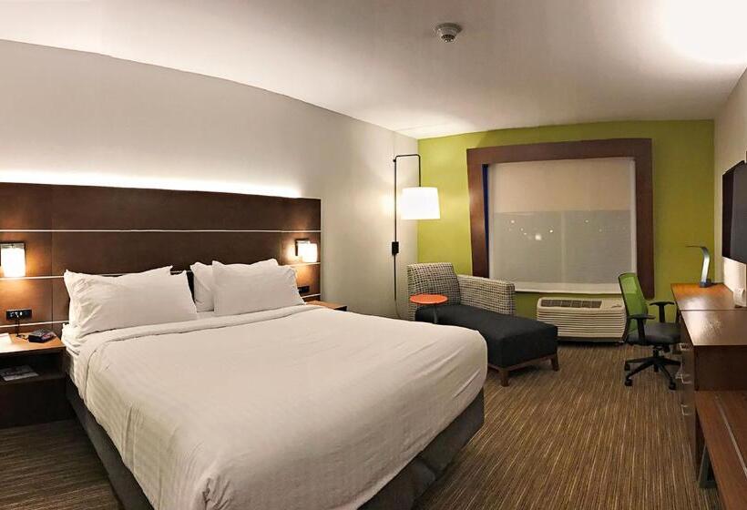 Номер Стандарт, Holiday Inn Express & Suites   Sterling, An Ihg