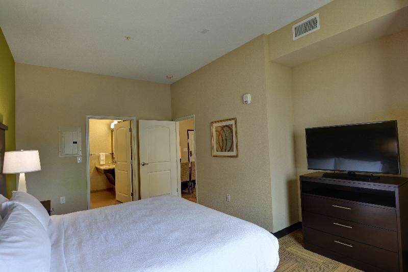 Люкс 2 Спальни, Staybridge Suites Lakeland West