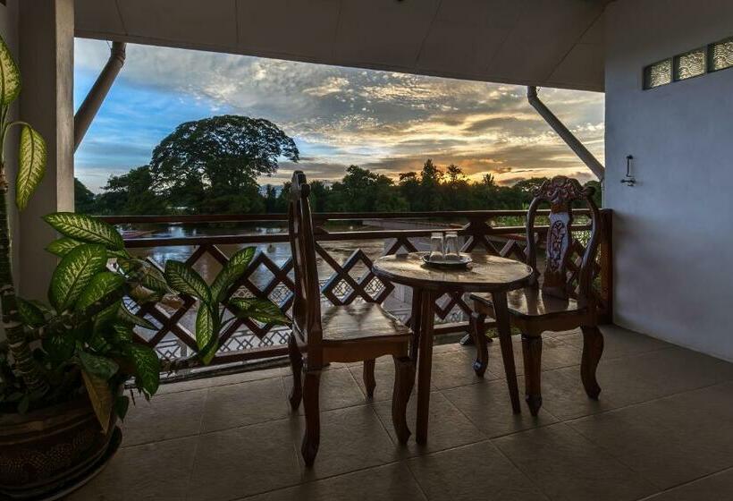 اتاق استاندارد با بالکن, Baba Guesthouse