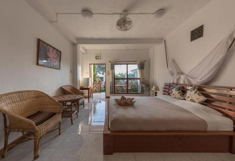 اتاق استاندارد با بالکن, Baba Guesthouse