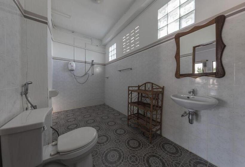 اتاق استاندارد با بالکن, Baba Guesthouse