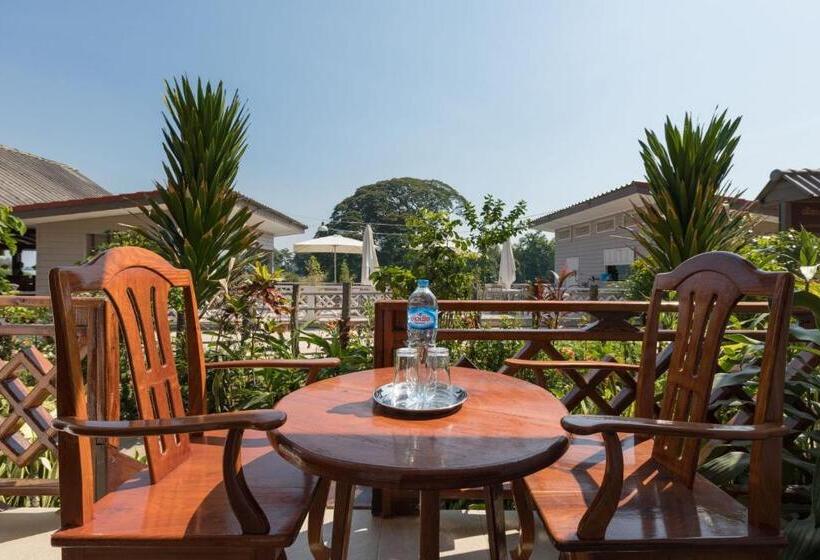 اتاق استاندارد با بالکن, Baba Guesthouse