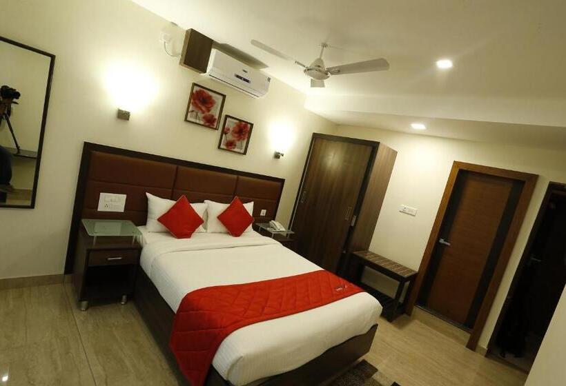 Номер Executive, D Breeze Suites