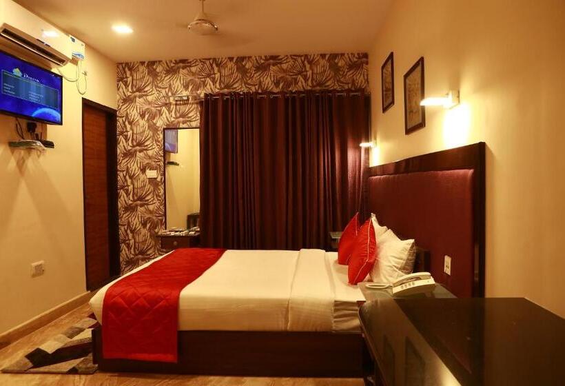 Номер Executive, D Breeze Suites