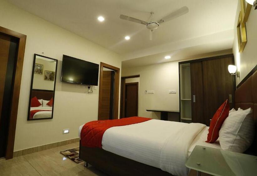 Номер Superior, D Breeze Suites