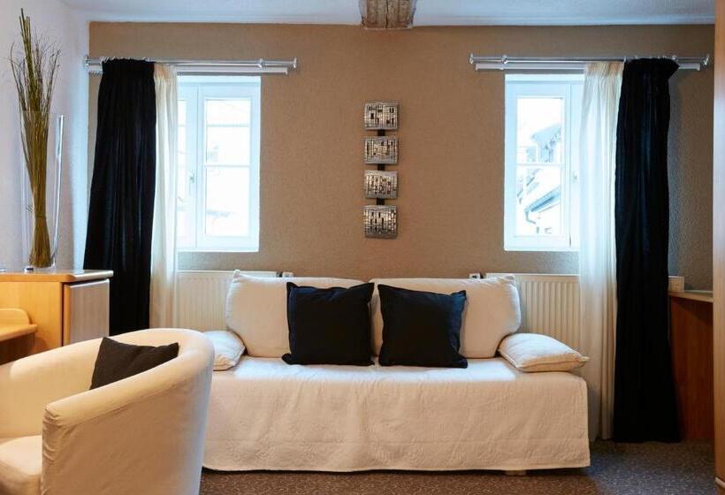 Номер Deluxe, Fränkischer Hof