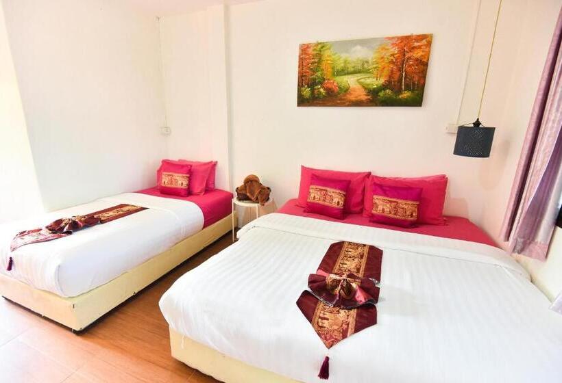 Трехместный Номер Superior, P.u. Inn Resort