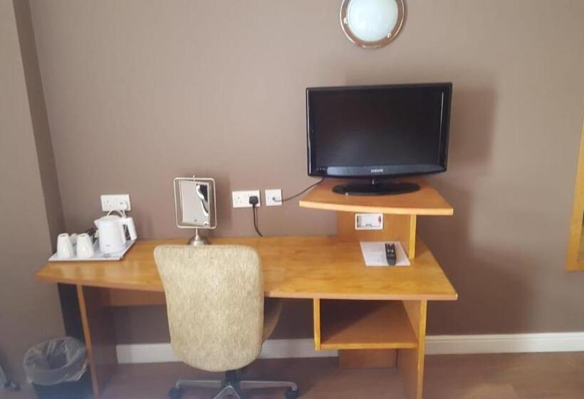 Номер Economy, The Renishaw Rooms