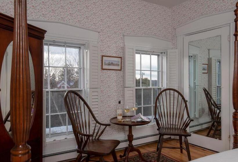Номер Стандарт Вид на Сад, Liberty Hill Inn