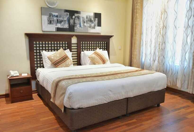 استودیوی استاندارد, Cranes Suites