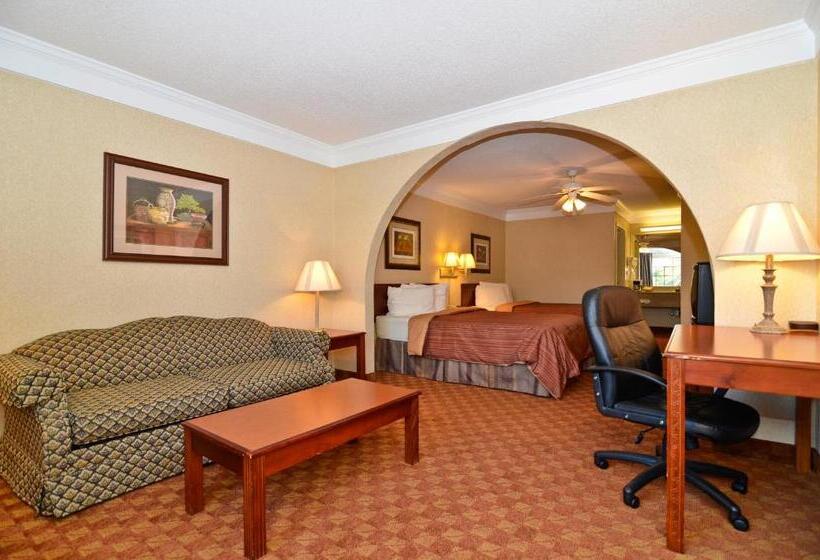 Люкс, Peach State Inn & Suites