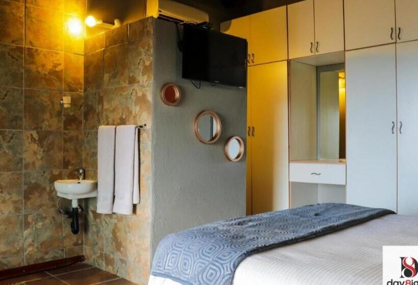 Quarto Comfort, Wild Medlar Accommodation & Venue