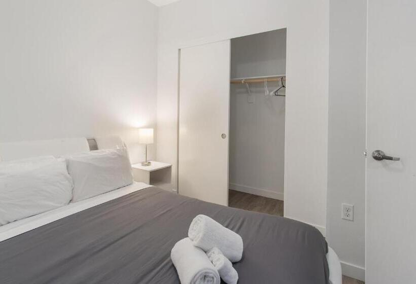 Quarto Estandar com Sacada, Santa Monica Mid City 2bedroom Pool & Parking