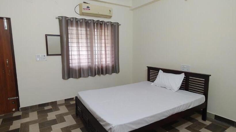 Номер Deluxe с Балконом, Ayyans Park Inn