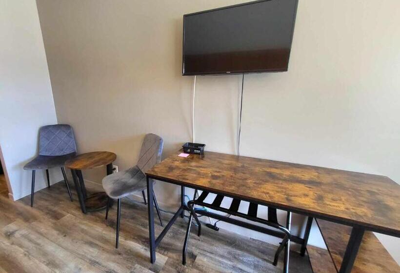 Номер Стандарт, Motel St Pamphile