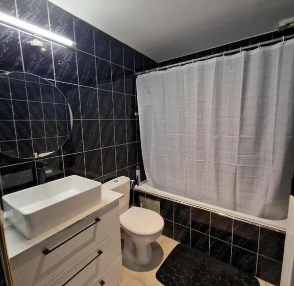 Семейный Номер Совместный Санузел, 3 Cosy Bedrooms House With 4 Beds Near Paris