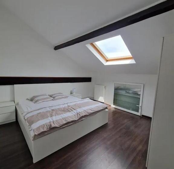 Семейный Номер Совместный Санузел, 3 Cosy Bedrooms House With 4 Beds Near Paris