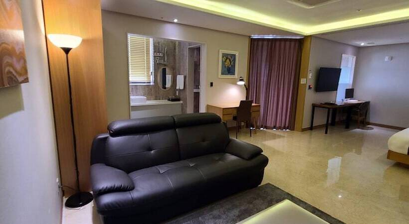 سوییت خانوادگی, Benikea Hotel Yangsan