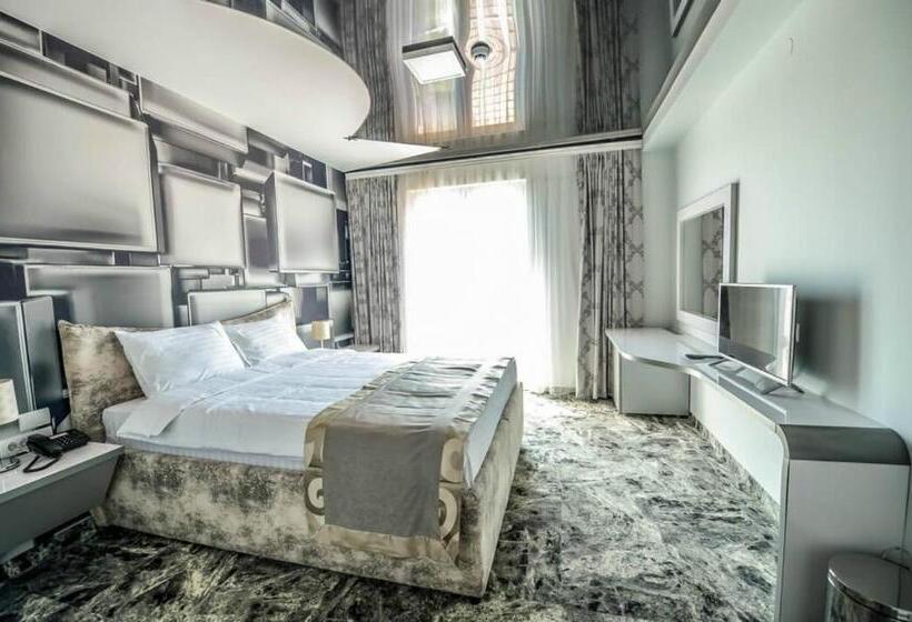 اتاق خانوادگی, Garni Hotel Hollywoodland Wellness & Aquapark