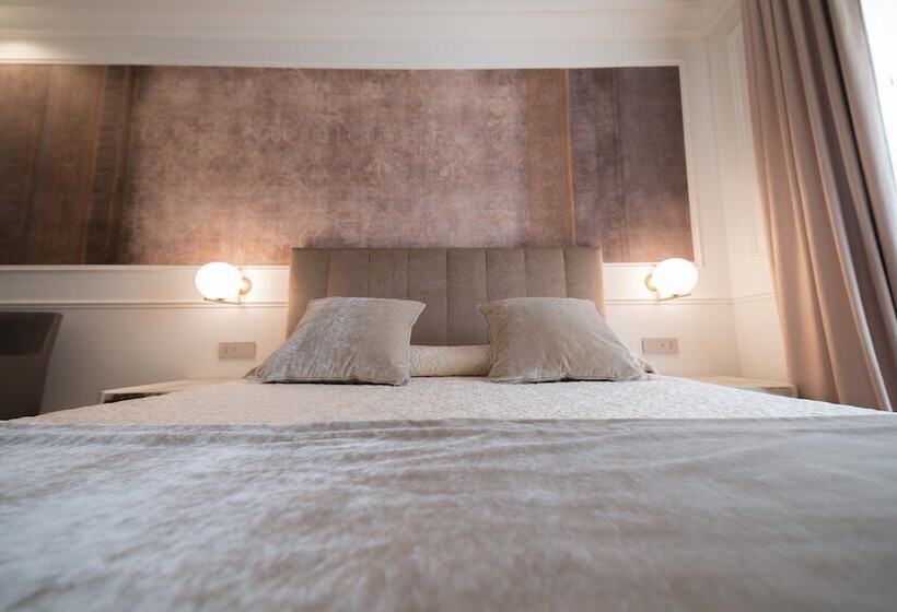 Номер Deluxe, Palazzo Franceschini