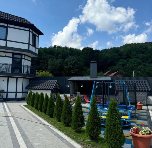 آپارتمان سوپریور 1 خوابه, Guest Apart Polyana