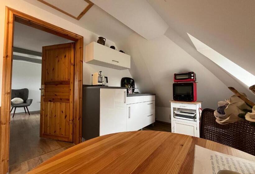 Апартаменты 1 Спальня, Fewo S Am Gutshaus Im Ostseeland