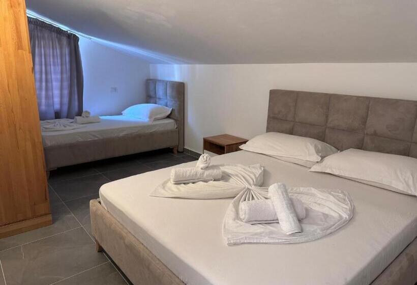 سوئیت با تخت بزرگ, Inheritor Resort