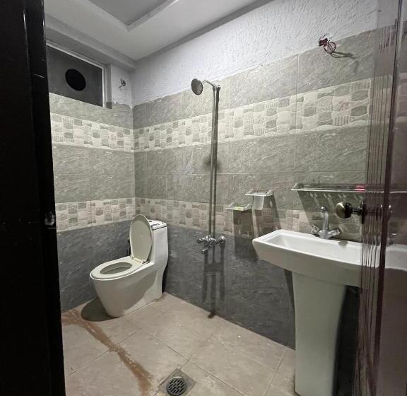 سوییت خانوادگی, Manzara Hotel & Restaurant