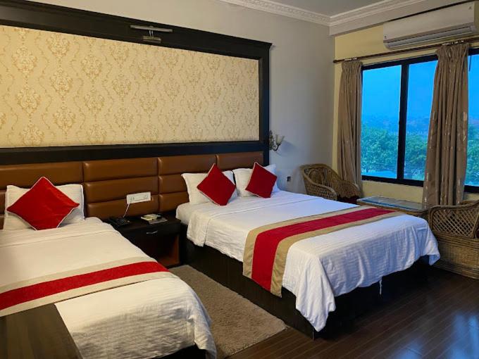 اتاق لوکس, The Narayani Resort