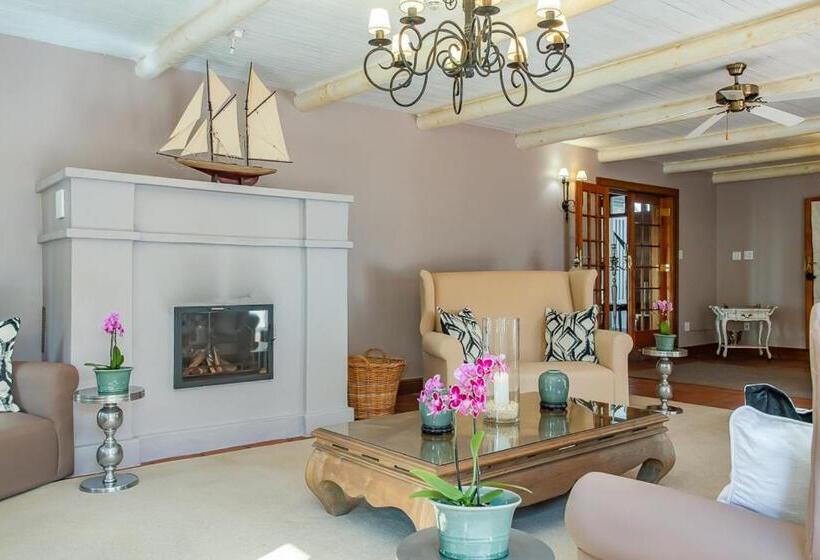 Номер Стандарт Вид на Парк, Franschhoek Manor Luxury Boutique Guesthouse